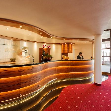 Invite Hotel Loewen Freiburg ภายนอก รูปภาพ