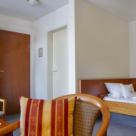 Invite Hotel Loewen Freiburg ภายนอก รูปภาพ