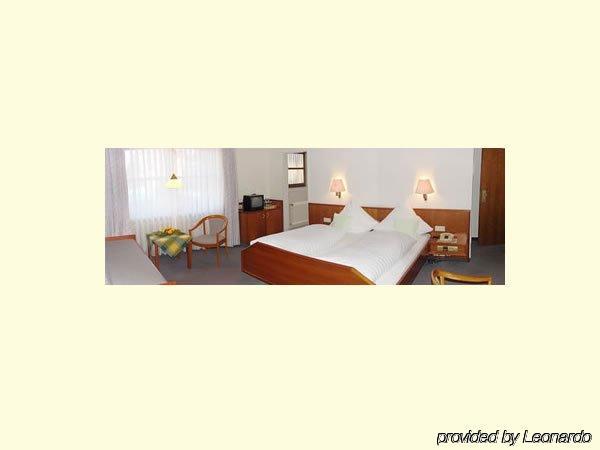 Invite Hotel Loewen Freiburg ภายนอก รูปภาพ